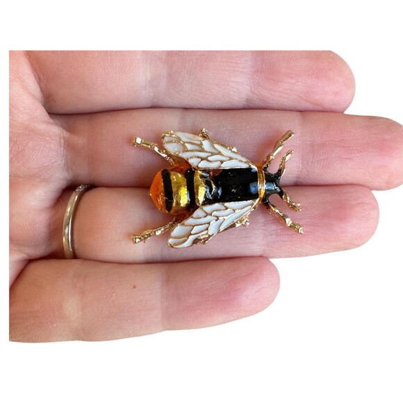 Bee Brooch Pin Insect Brooch Bee Pin Insect Pin Gift For Bee Lover Unique Gift - Picture 1 of 3